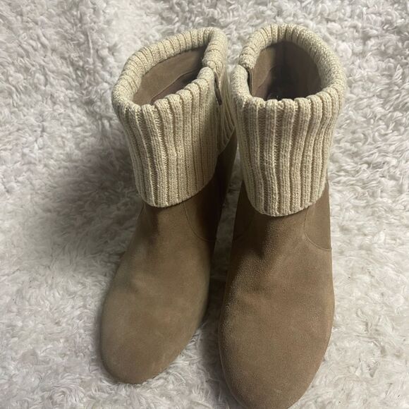 TORRID  leather Khaki Suede Cable Knit Top  ankle boots Block Heels SZ 12.5W - Picture 4 of 12